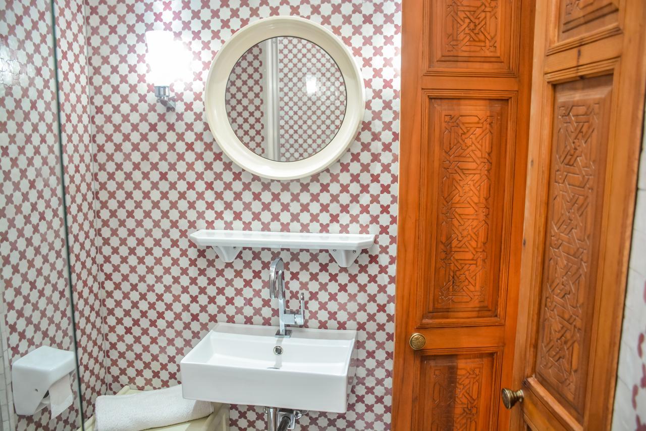 Appartement moderne moroccan/African décoration Casa Blanca Exterior foto